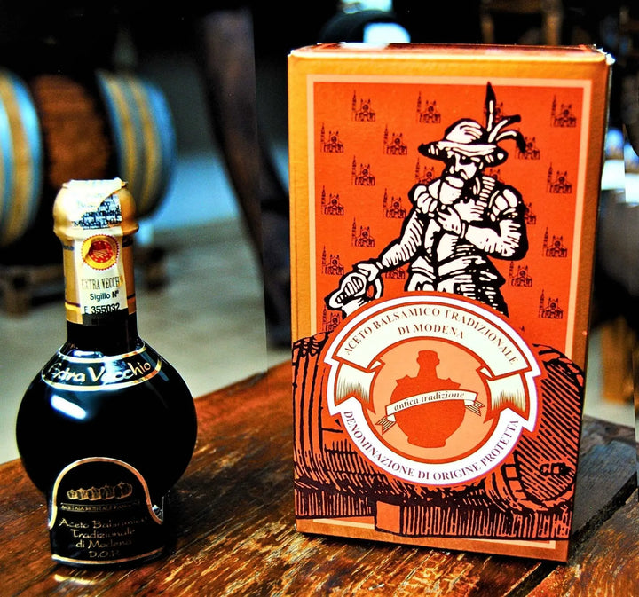 Aceto Balsamico Tradizionale di Modena DOP extravecchio 25 anni in elegante bottiglia 100ml with DOP certification logo
