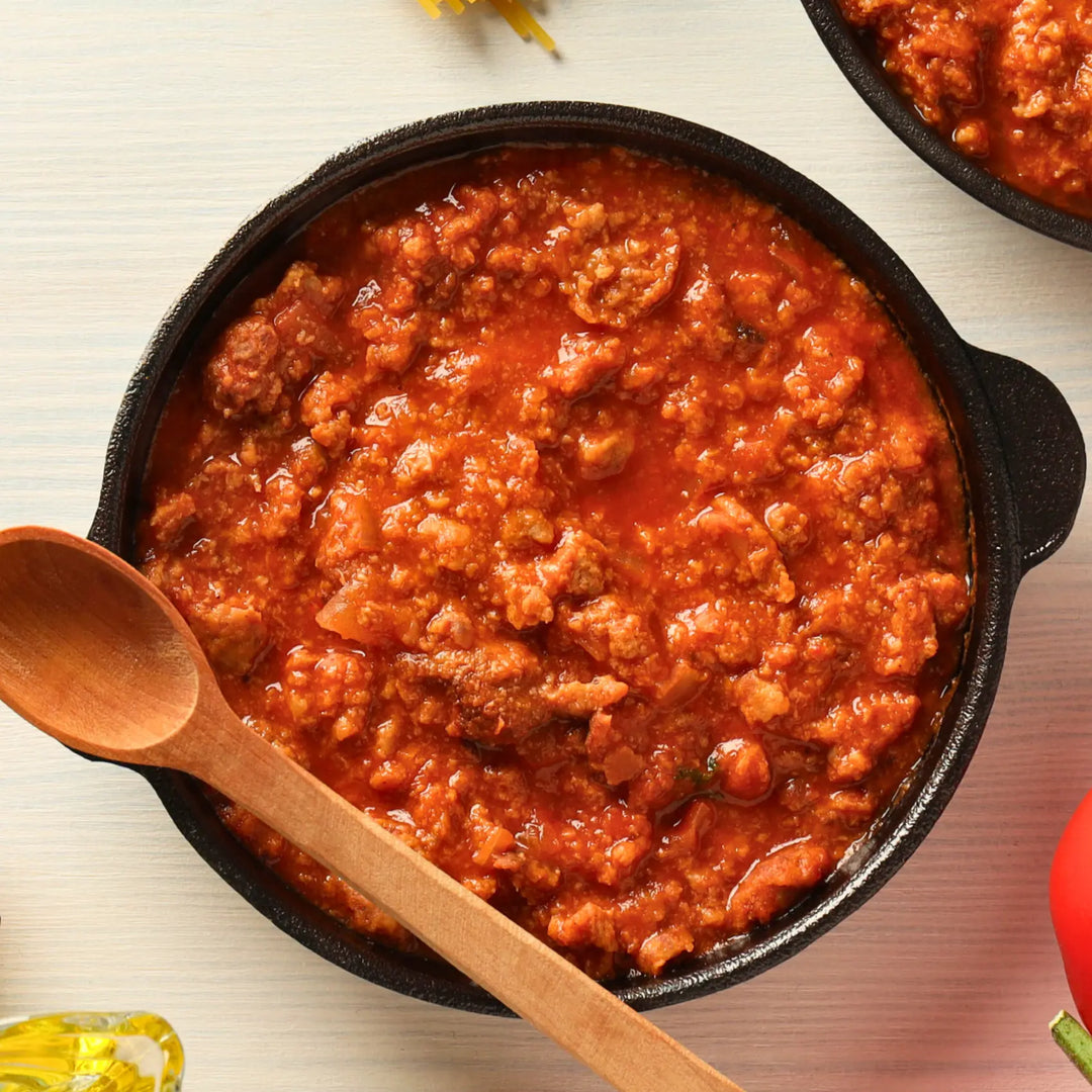 Traditional Ragù di Carne alla Bolognese in 250g packaging with authentic Italian ingredients and slow-cooked flavor